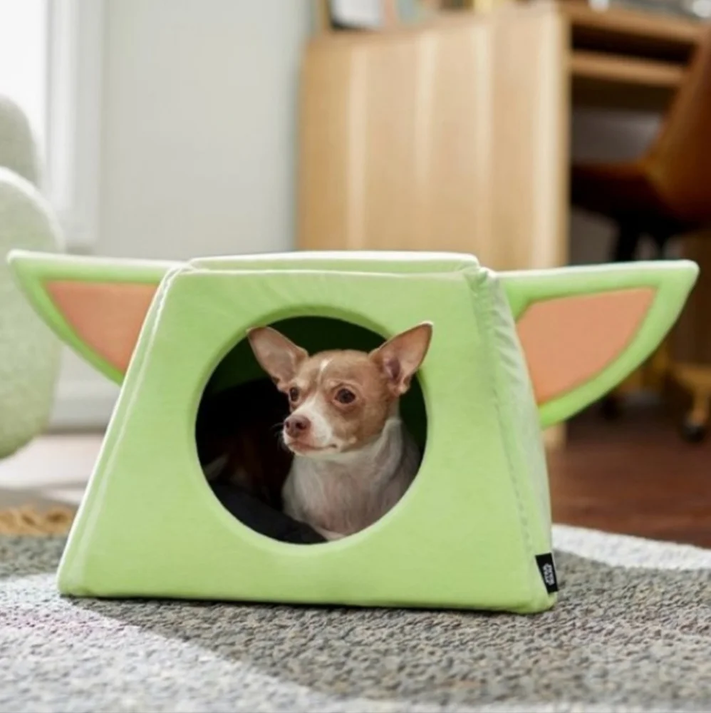 NOT FOR SALE Cat bed, Star Wars Yoda Pet Bed